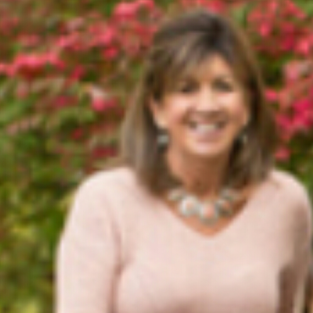 Meet your Posher, Debbie